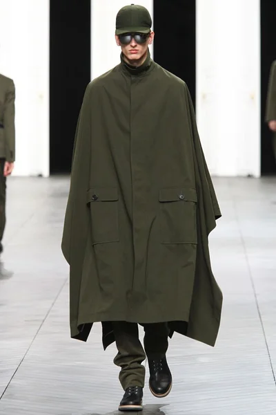 Look 23